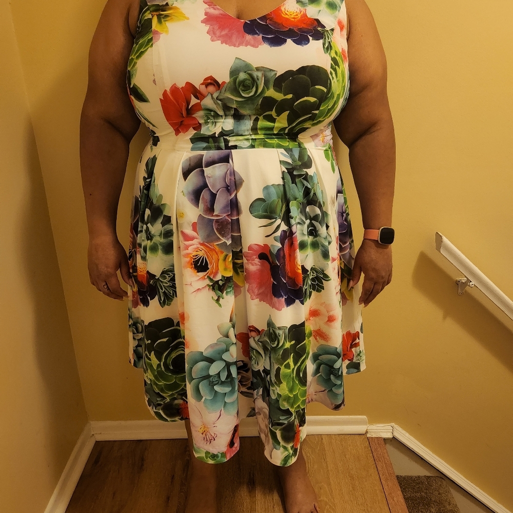 City Chic Floral Dress